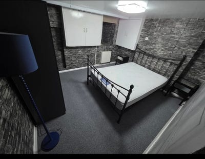 Central Location Double room Main Photo