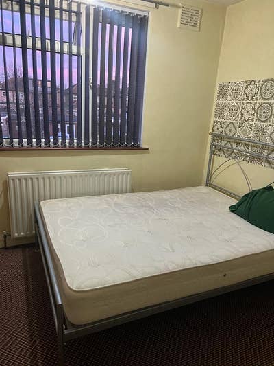 5-Bedroom House to Let – Hayes UB4 8Ds Main Photo
