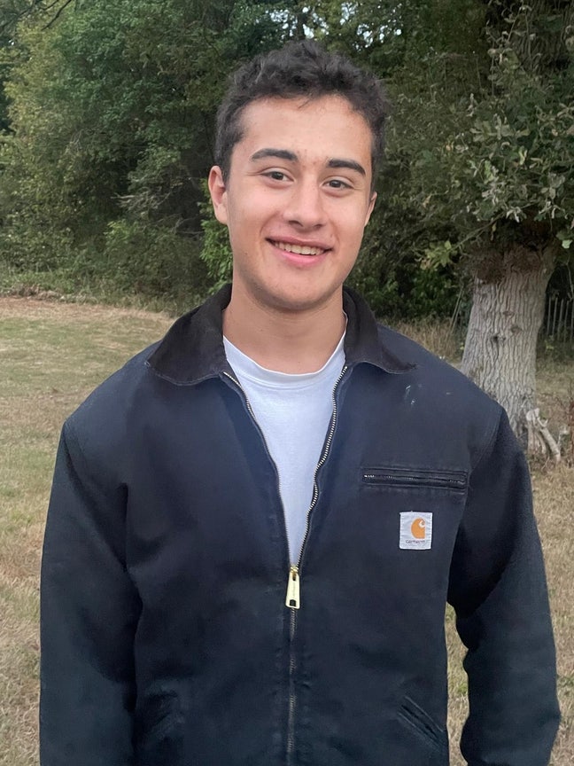 19 Year Old Student Looking For a Flat Main Photo