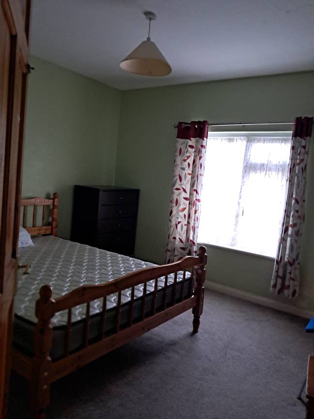 3 beds room house rent Main Photo