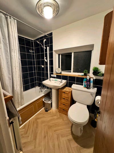 Room available, in Canterbury town centre. Main Photo