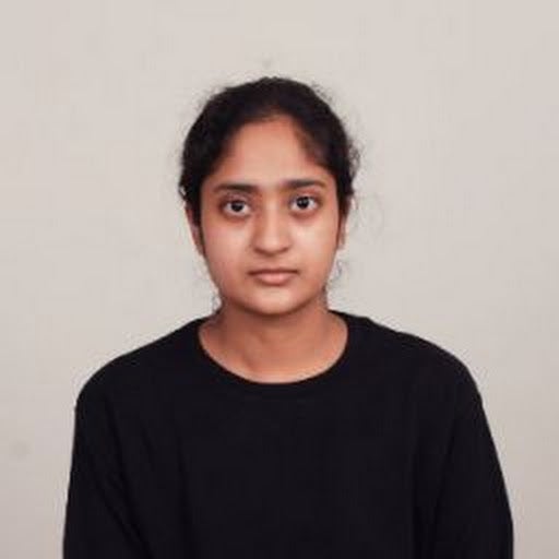 Professional Female seeks a single or double room Main Photo