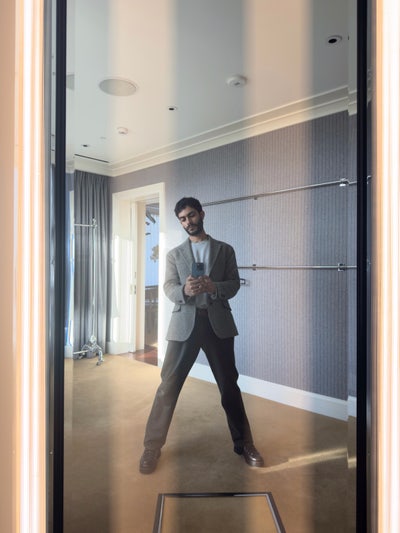 Hello there  Main Photo