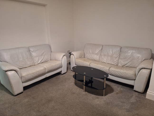 Double rooms in a Beautiful brand new HMO Main Photo