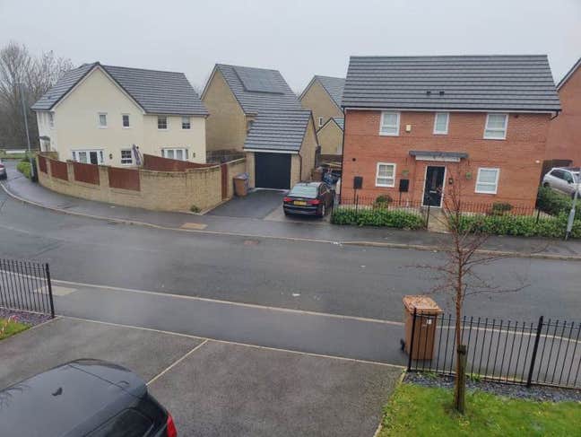 ✨1 Big Double Room, 1 Huge En-Suite (SK14) Main Photo