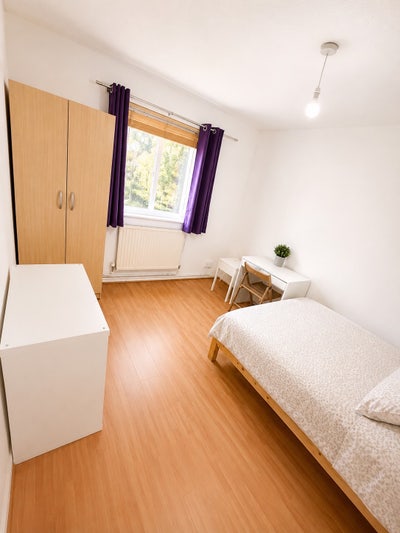 Nice Room in Aldgate East/Whitechapel Area Main Photo