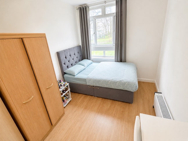 Nice Room in Shoredtich/Hoxton**Couple Accepted** Main Photo