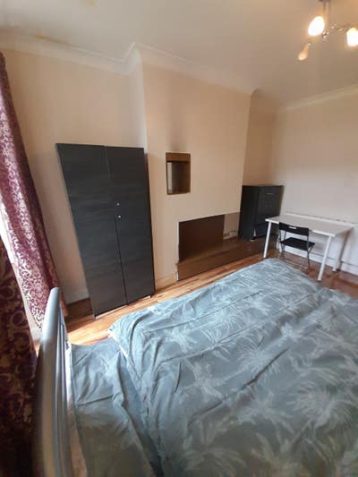 Single Room with Bills &pound;550 Main Photo