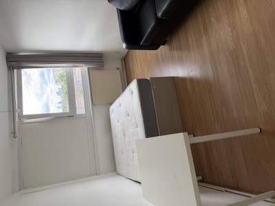 One large double room Main Photo