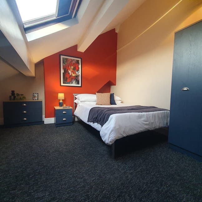 Beautiful Victorian Home | Next to Sefton Park L17 Main Photo