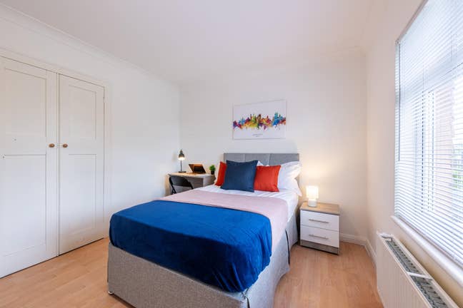 Double ensuite room - Milton Road (339MRR6) Main Photo