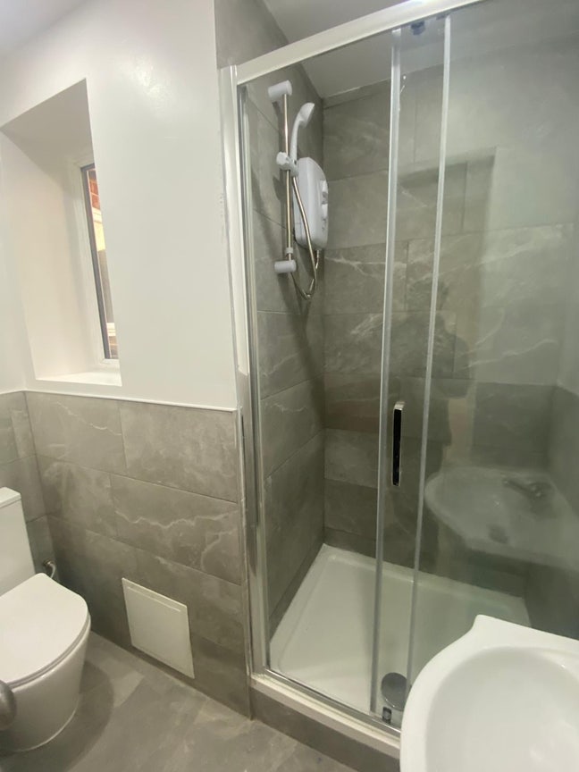 Cozy 1 Bed Flat to rent Main Photo