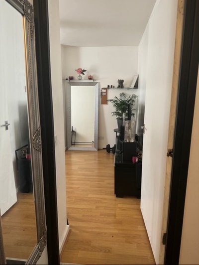 Room for rent  Main Photo