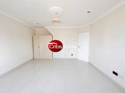Double Room to rent in New Malden KT3 Main Photo