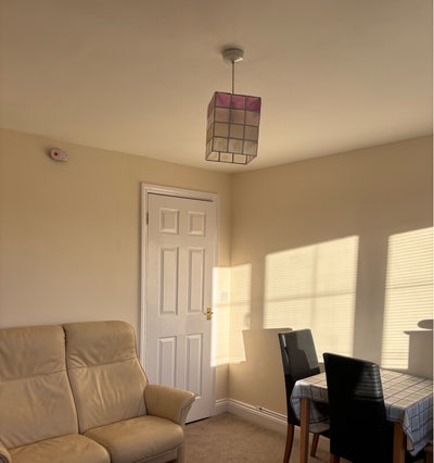 Fully furnished room with en-suite bathroom. Main Photo