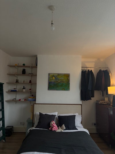 Room in lower Clapton  Main Photo