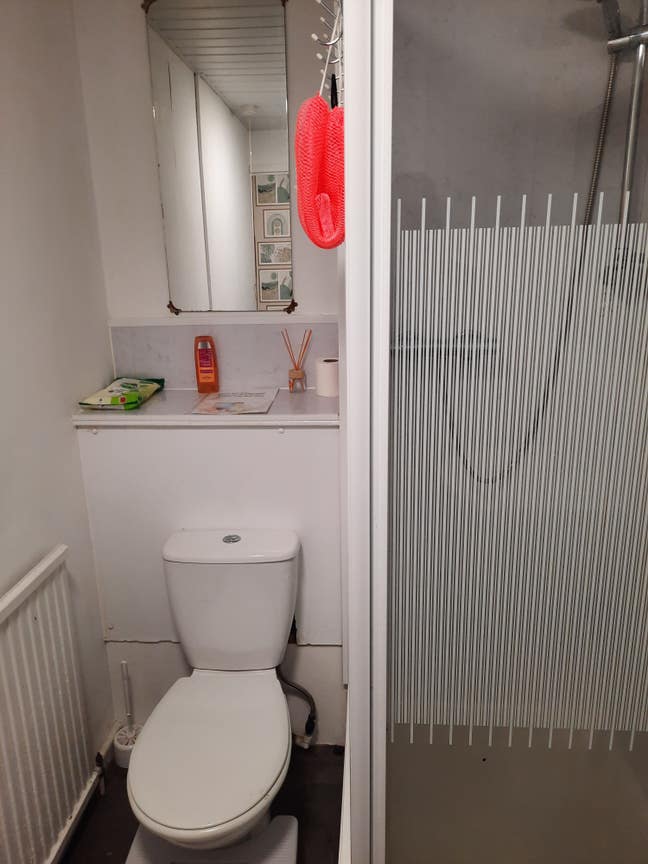 3 minutes walk from city centre and the University Main Photo
