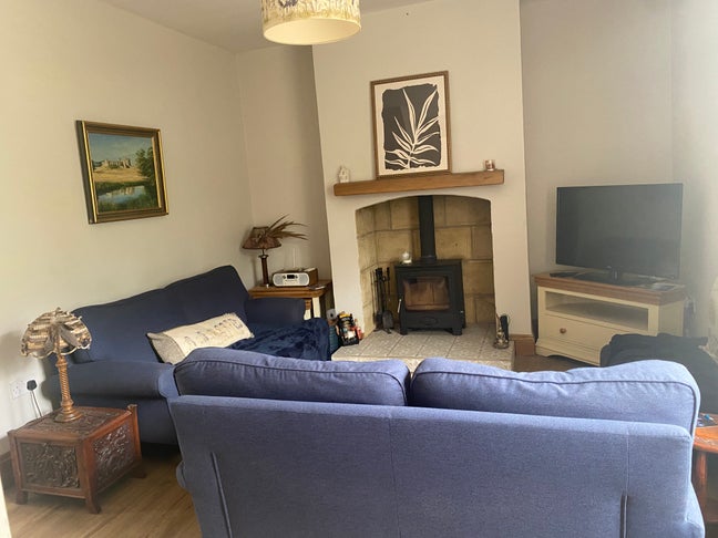 Quiet furnished double room in Longhirst Village – Main Photo