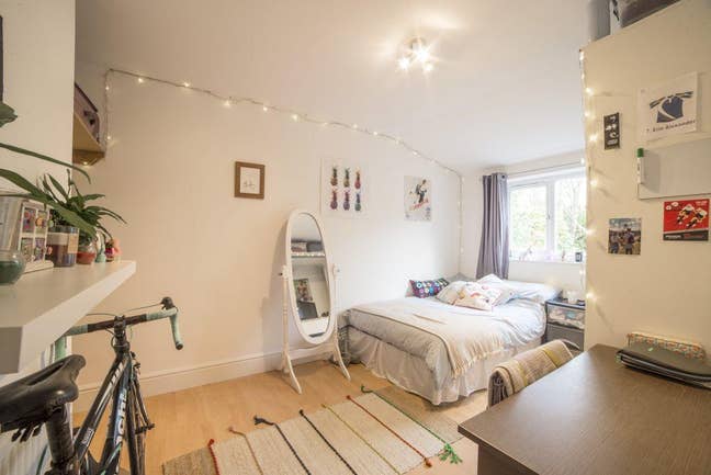 32 Talbot Road, M14 - &pound;800 pcm  Main Photo