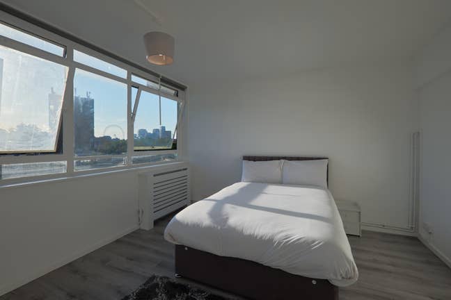 Modernist Living in the heart of Elephant & Castle Main Photo