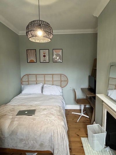 Double Room Available Now Main Photo