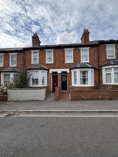 4 Bed House - Cowley- Bills Included  Main Photo