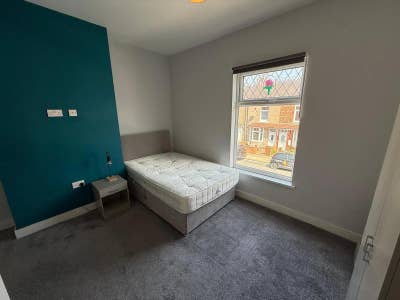   3 Bed  Spacious Property. ***VAncouver Street*** Main Photo