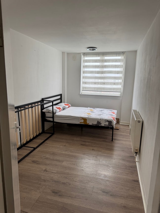 Room for rent  Main Photo