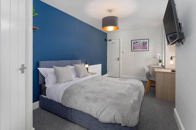 ⭐Modern & Spacious En-suite Room - All Bills Inc🔥 Main Photo