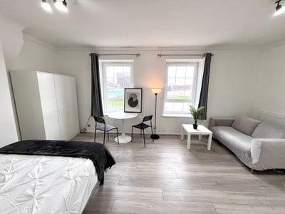 3 Panoramic Rooms next to Vauxhall - Oval Main Photo