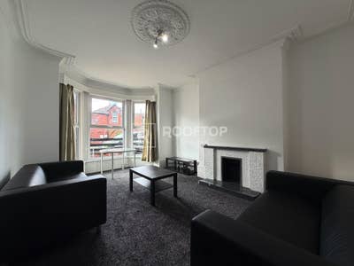 Fully Refurbished - Large Rooms in Headingley -  Main Photo