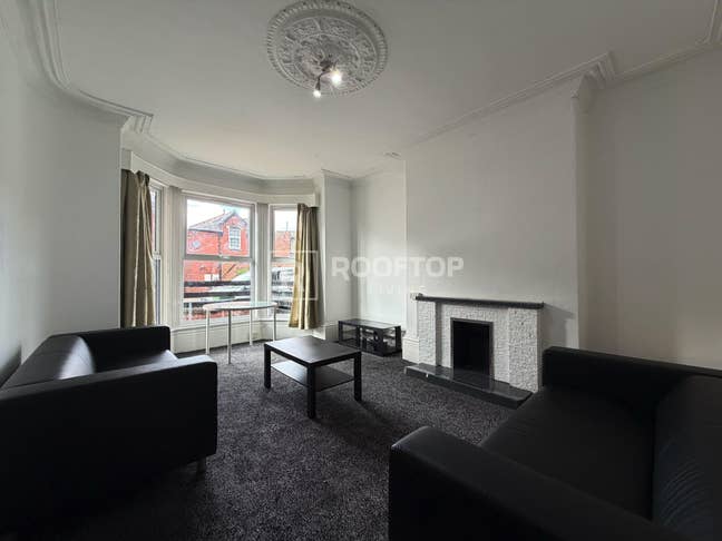 Fully Refurbished - Large Rooms in Headingley -  Main Photo
