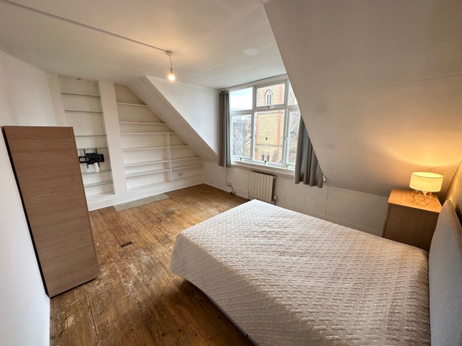 🌕 3 ROOMS in 3 bed next to Battersea Park ! Main Photo