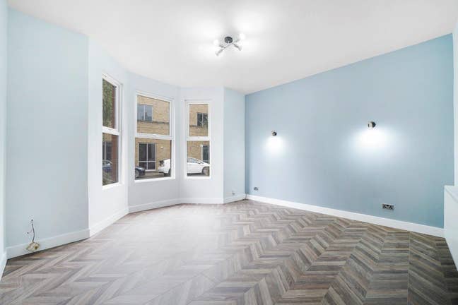 Modern 2 bed garden flat in Richmond TW9 Main Photo