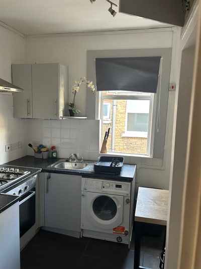 Furnished Double Room – Leyton E10 – Bills Inc Main Photo