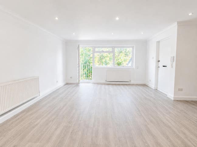 Amazing 2 bedroom in Harringey Main Photo