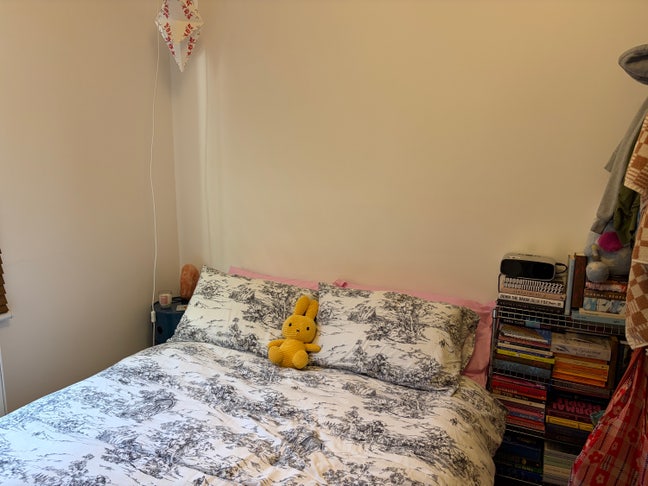 Sublet from mid September to end of the year  Main Photo