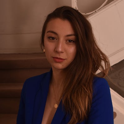 Professional Female seeks a double room Main Photo
