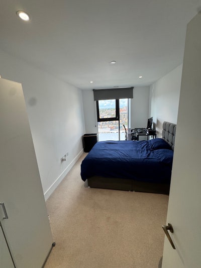 Room to rent in Dalston Main Photo