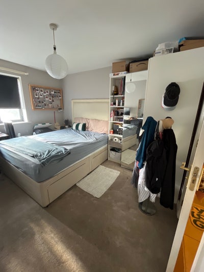 Bromley by bow double en-suite bedroom Main Photo