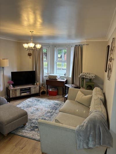 Double en-suite room for rent  Main Photo
