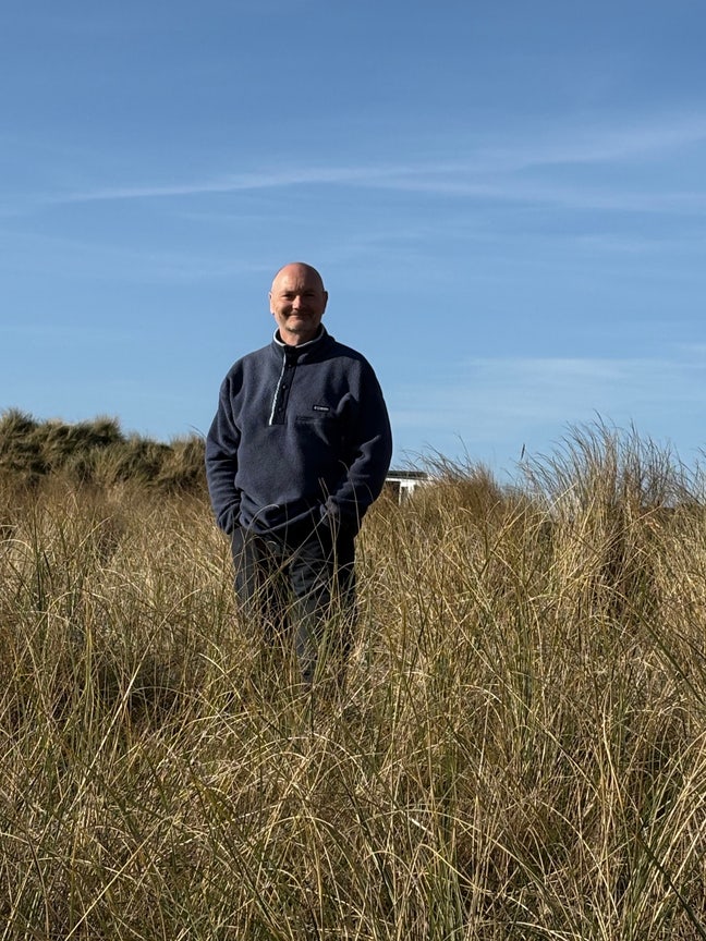 I am a professional male aged 55. I am lookin... Main Photo