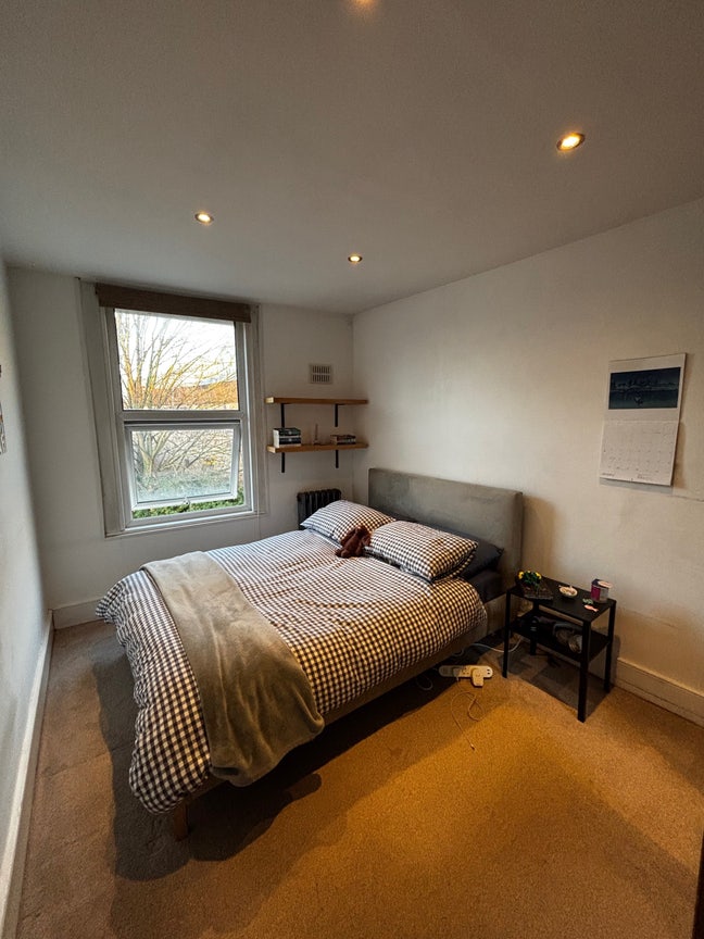 Cosy Double Room - Shepherd’s Bush Main Photo