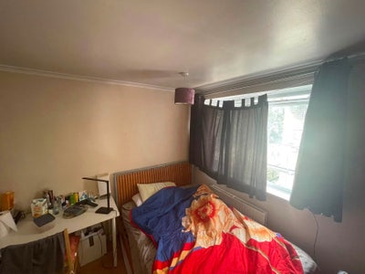 Double room near Colindale station Main Photo