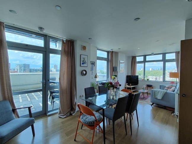 Double room available in Nice Limehouse Flat Main Photo