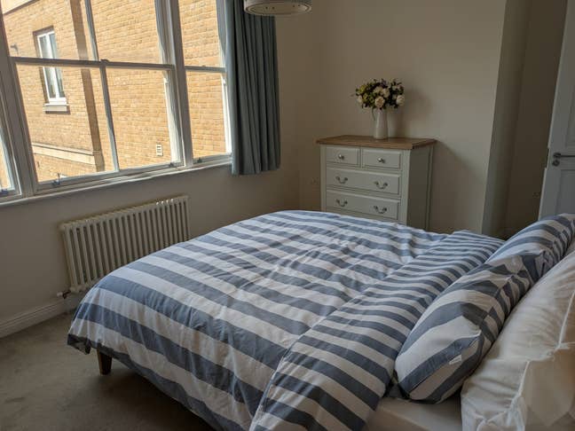 Furnished Dbl ensuite w/Thames views (bills icl)  Main Photo