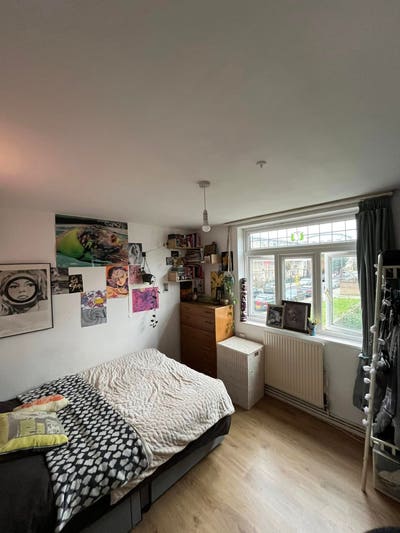 Double room in queer house near millfields park  Main Photo