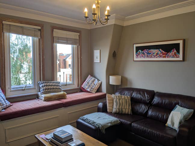 Room in dreamy West Hampstead mansion block Main Photo