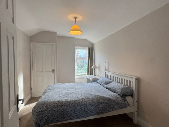 Double Room in Friendly House Main Photo