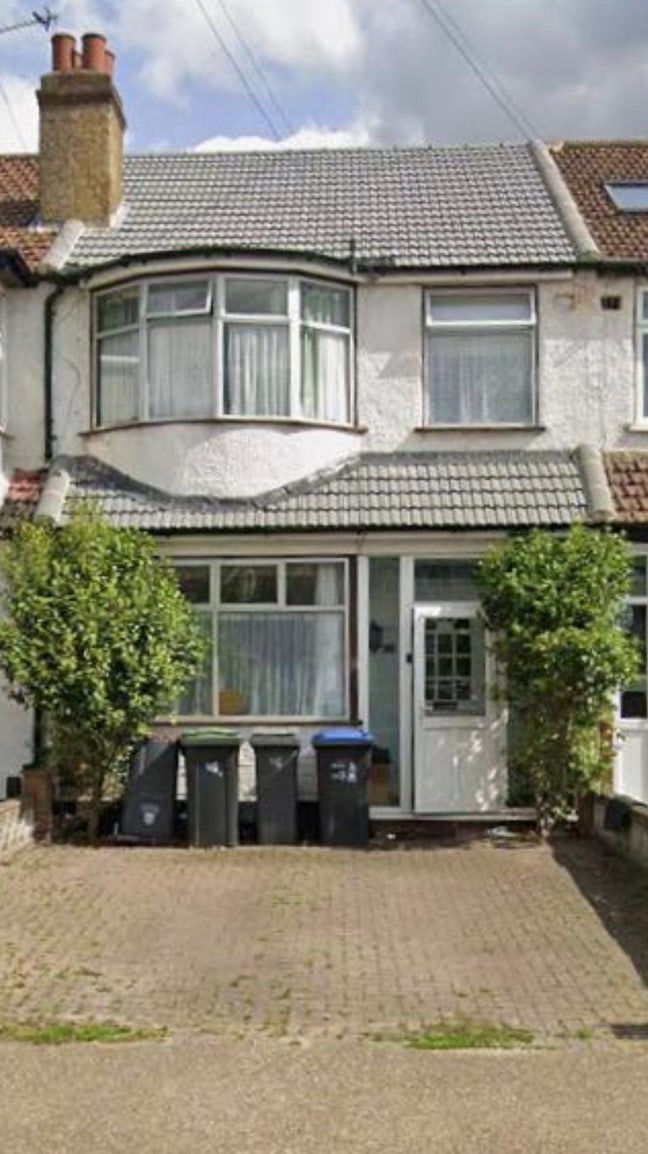3 bed house  Main Photo